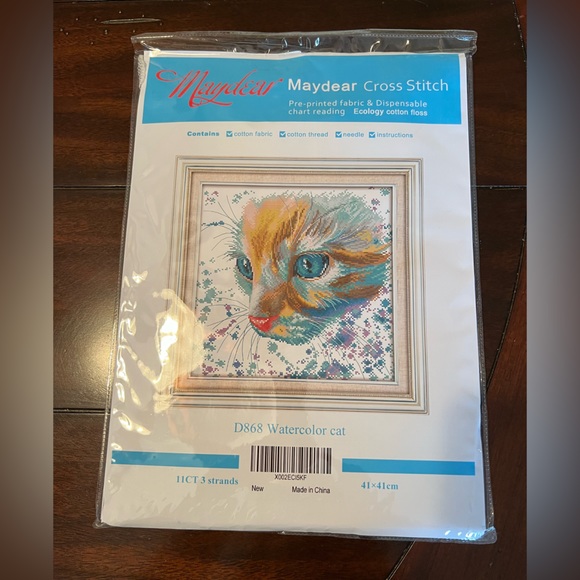 Watercolor Cat Stamped Cross Stitch Kit - Picture 4 of 5